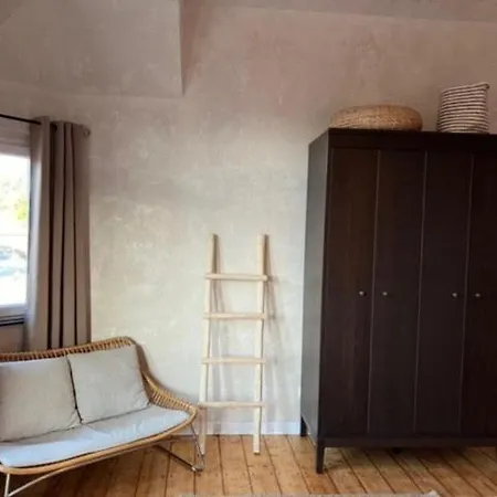 Διαμέρισμα Charming In Historic Building *